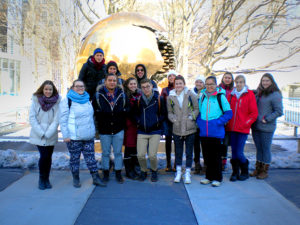 UN-group-outside-2
